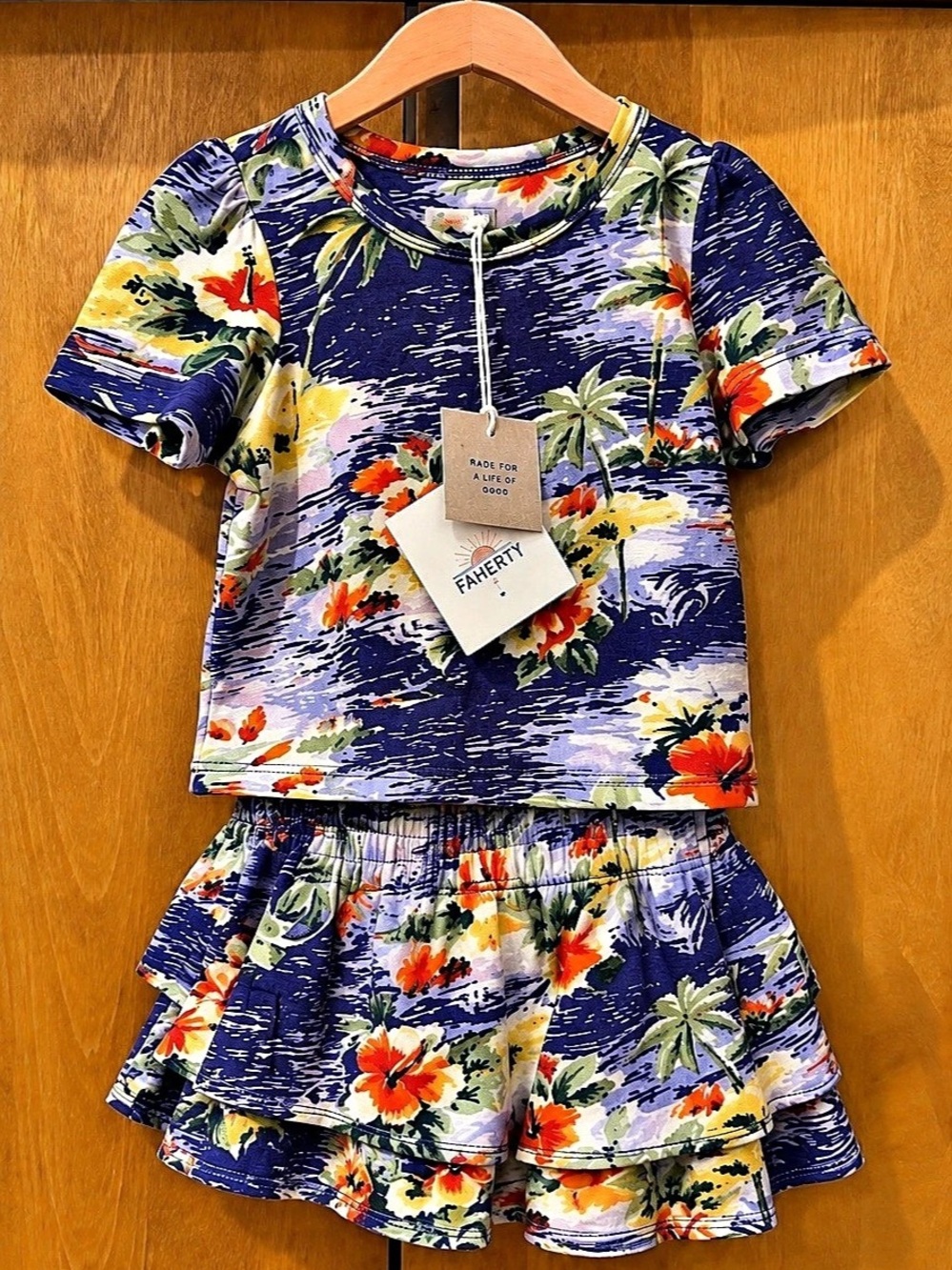 NWT Faherty Kids Hawaiian Tropical Tee & Shorts Set 2T